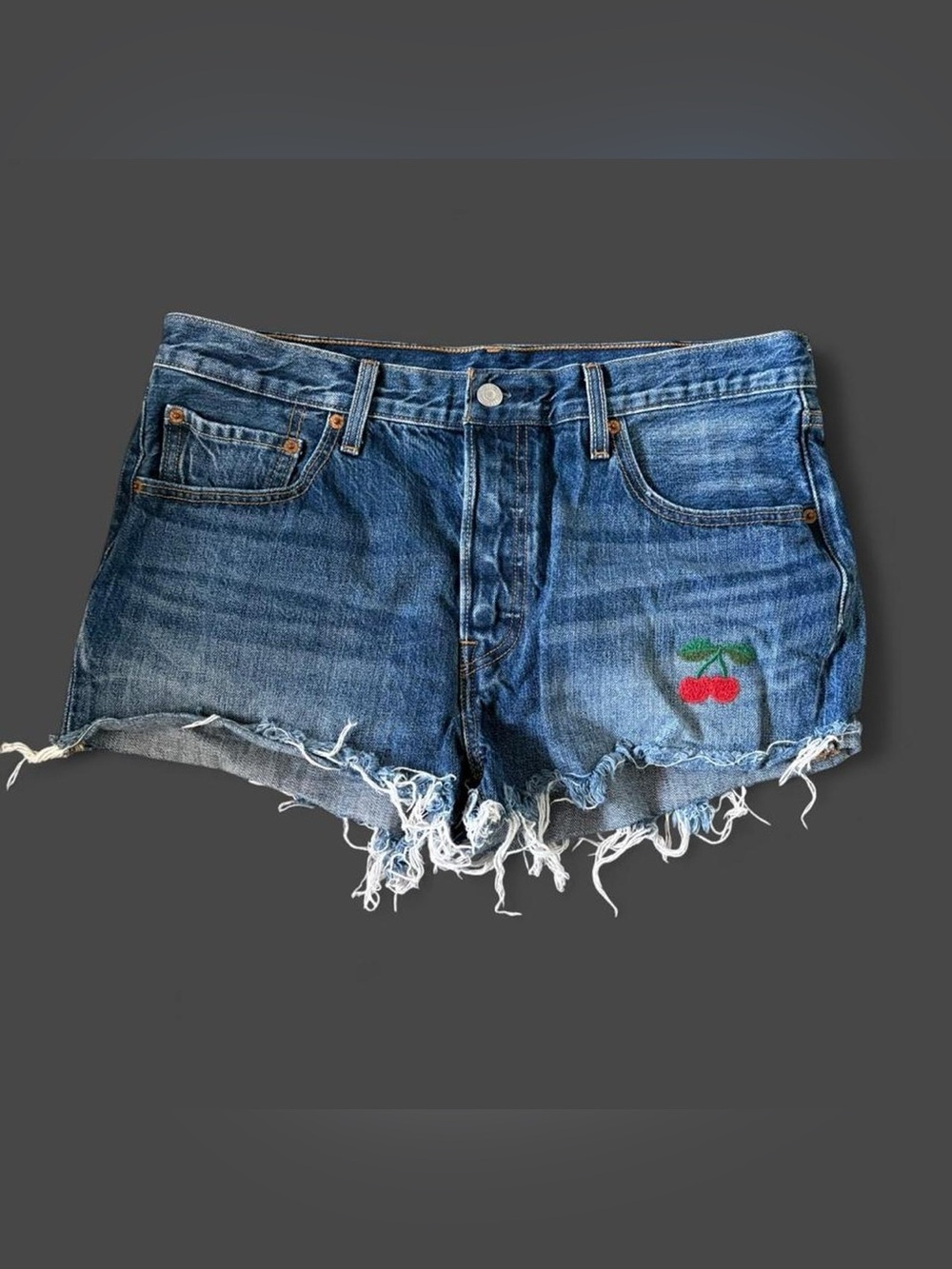 Levi's blue denim shorts with cherry patch, size w32 #denim #embroidery